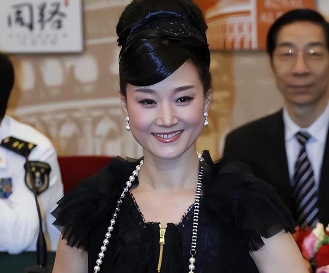 2年原来不止为了家庭李谷一道出真相瓦利棋牌59岁宋祖英：退出春晚1(图13)