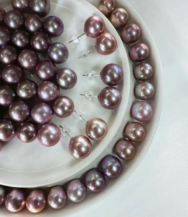 都不如均价10元的珍珠耳钉戴不腻！瓦力棋牌试玩拥有200对耳环但是(图18)