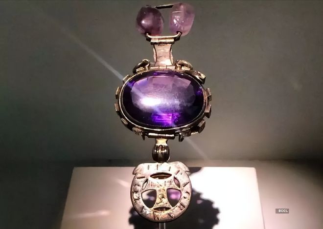 6起博物馆失窃案揭秘被盗珠宝的3种去向瓦力游戏试玩80亿珠宝不翼而飞！追踪(图42)